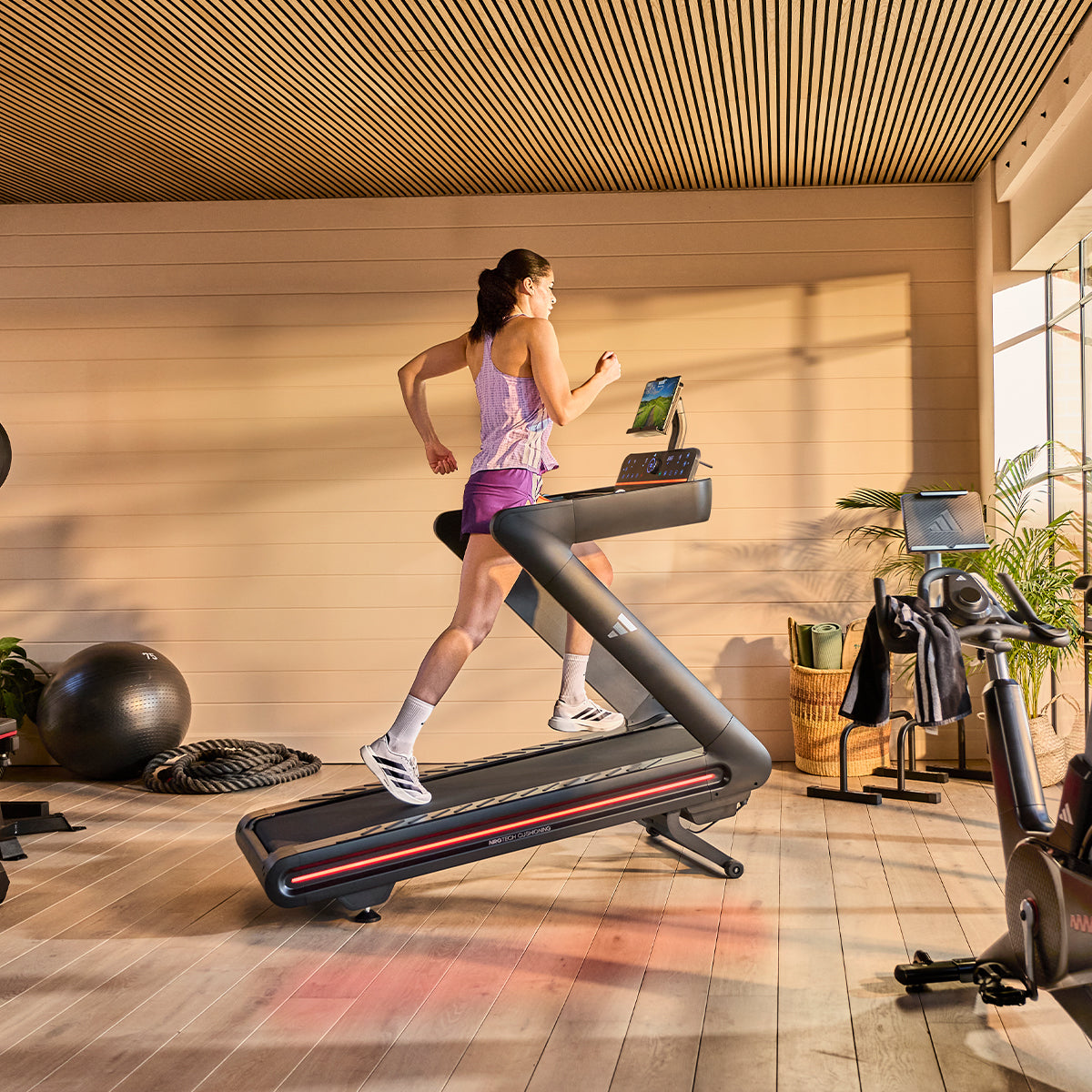 adidas T-700 Treadmill